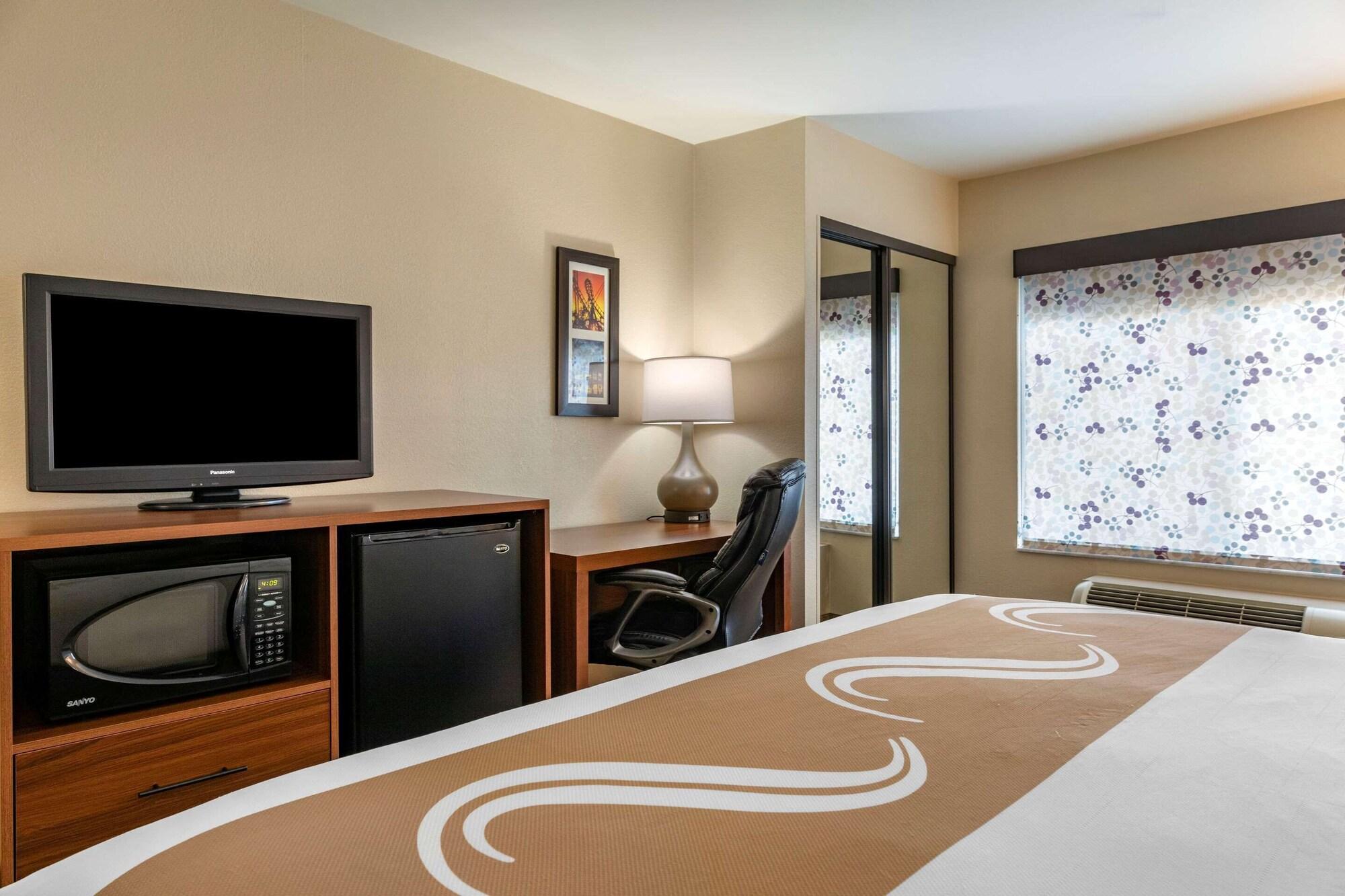 Quality Inn Placentia Anaheim Fullerton ภายนอก รูปภาพ