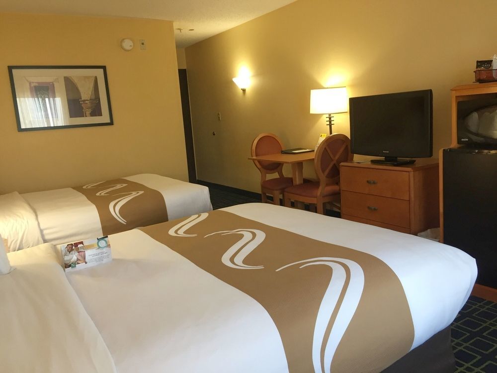 Quality Inn Placentia Anaheim Fullerton ภายนอก รูปภาพ